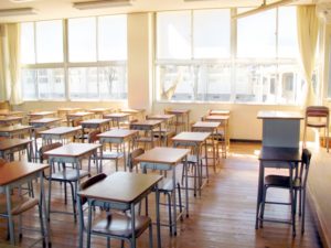 13 Ways How Japanese Classroom is Different from America | japadventure.com